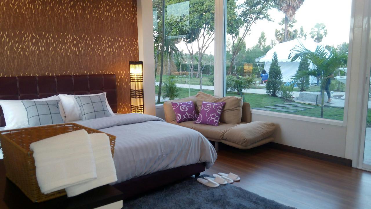 Bluemoon Riverside Phibun Mangsahan Exterior foto