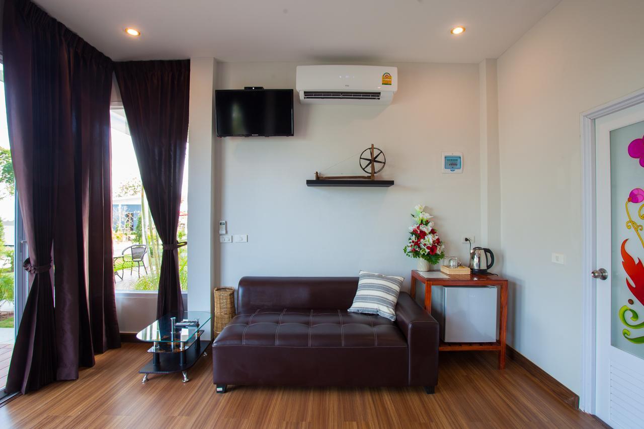 Bluemoon Riverside Phibun Mangsahan Exterior foto