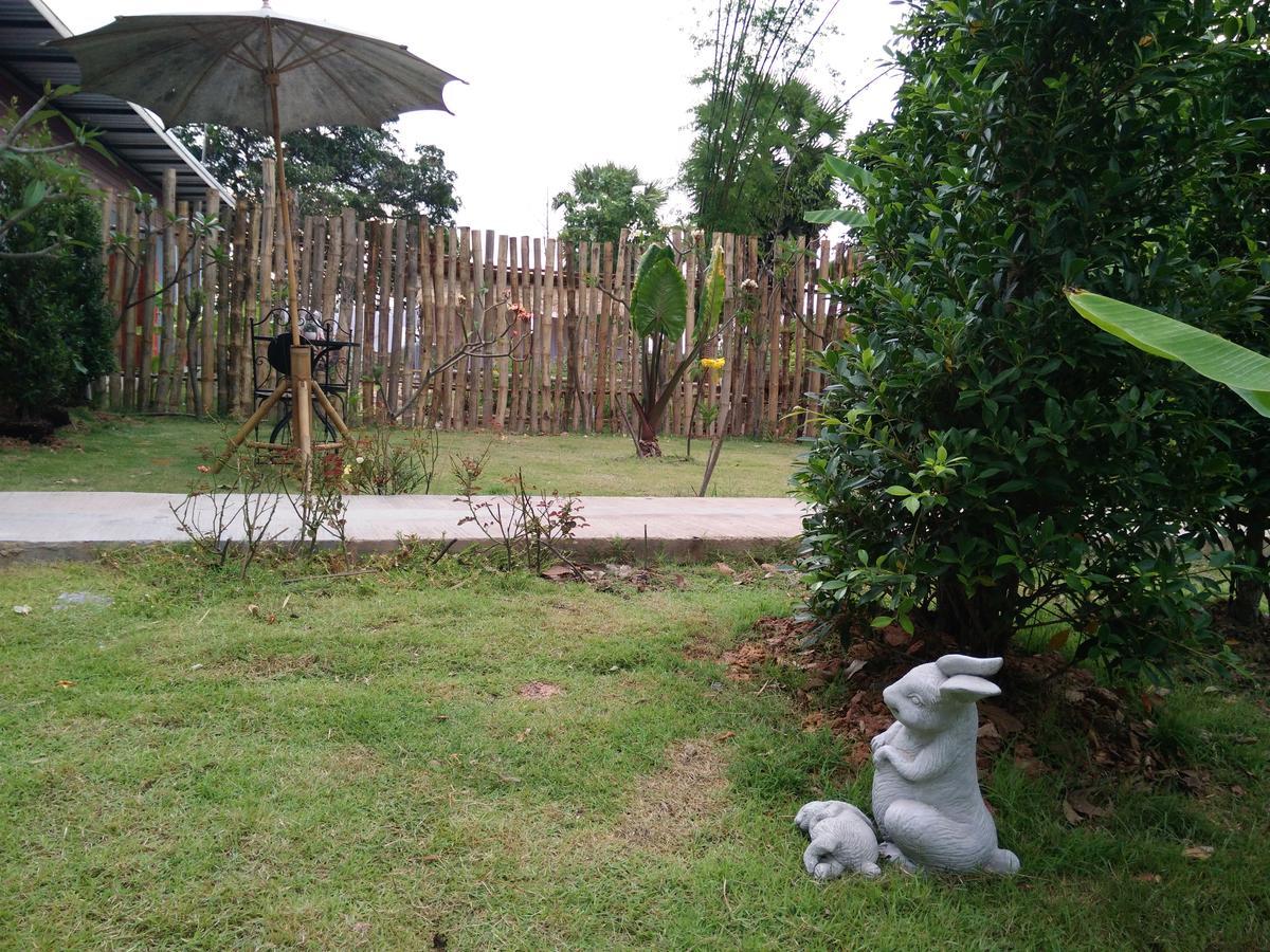 Bluemoon Riverside Phibun Mangsahan Exterior foto
